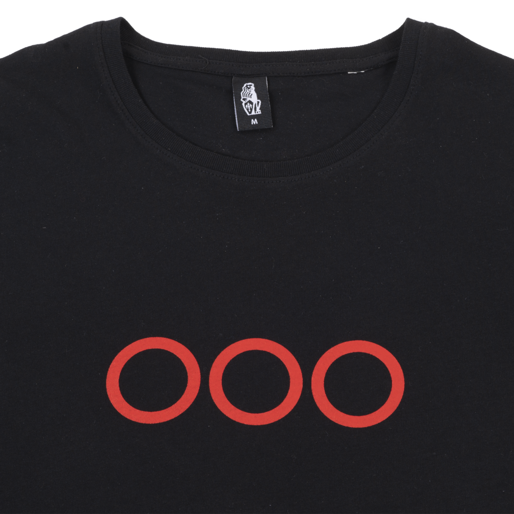 3 buttons tee