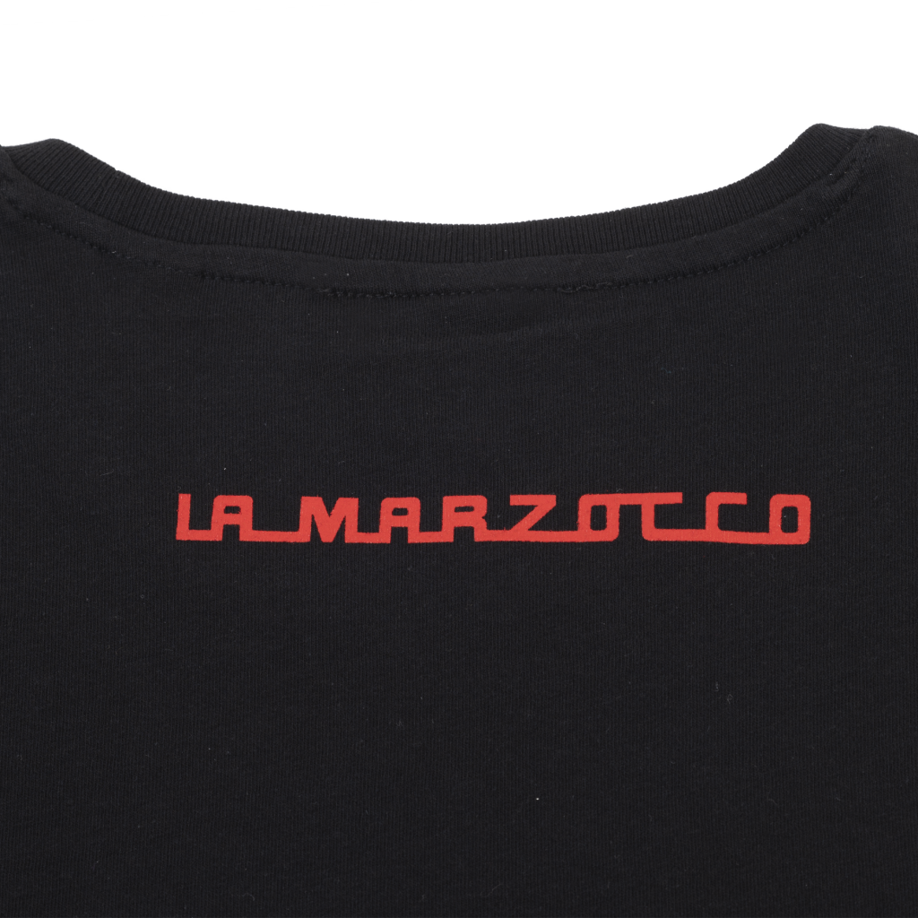 3 buttons tee