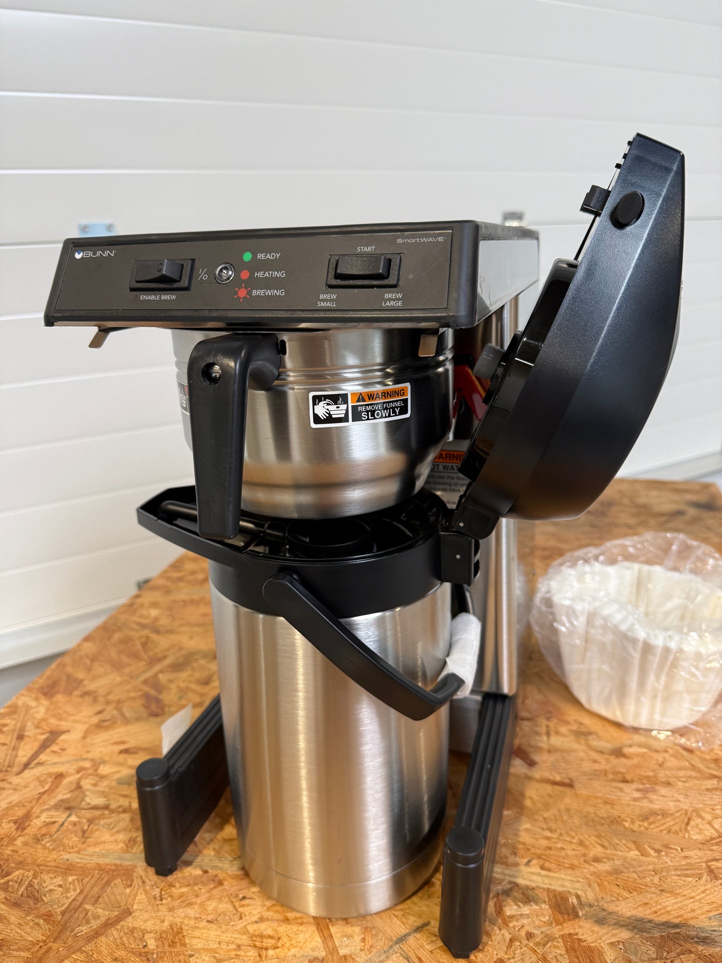 Nieuwe Bunn Smartwave + Thermos + 1 doos filterpapier > eindereeks