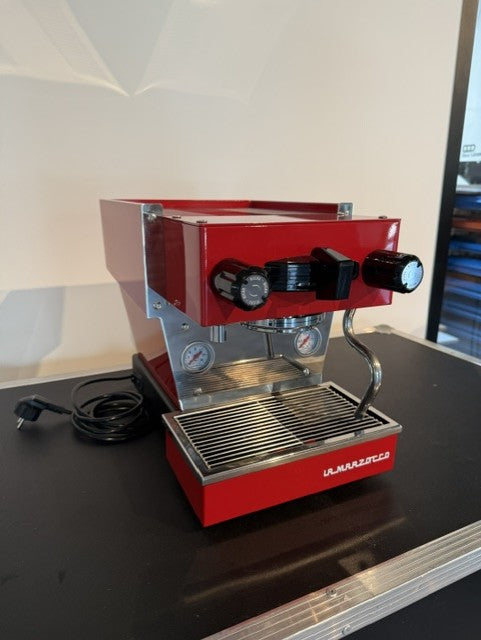 Demo La Marzocco Micra red